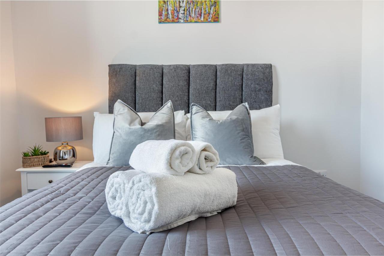 Host & Stay - The Bull Inn, 3 Double Rooms Fernhill Heath Exterior foto