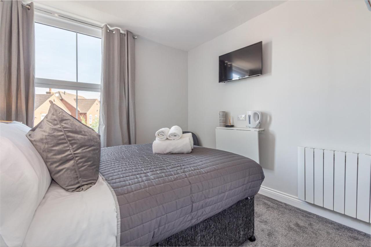 Host & Stay - The Bull Inn, 3 Double Rooms Fernhill Heath Exterior foto